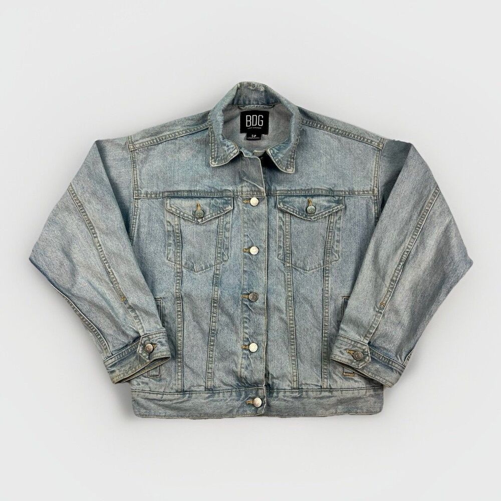 Urban Outfitters 80’s Trucker Denim Jacket BDG Light Wash Womens Size Small